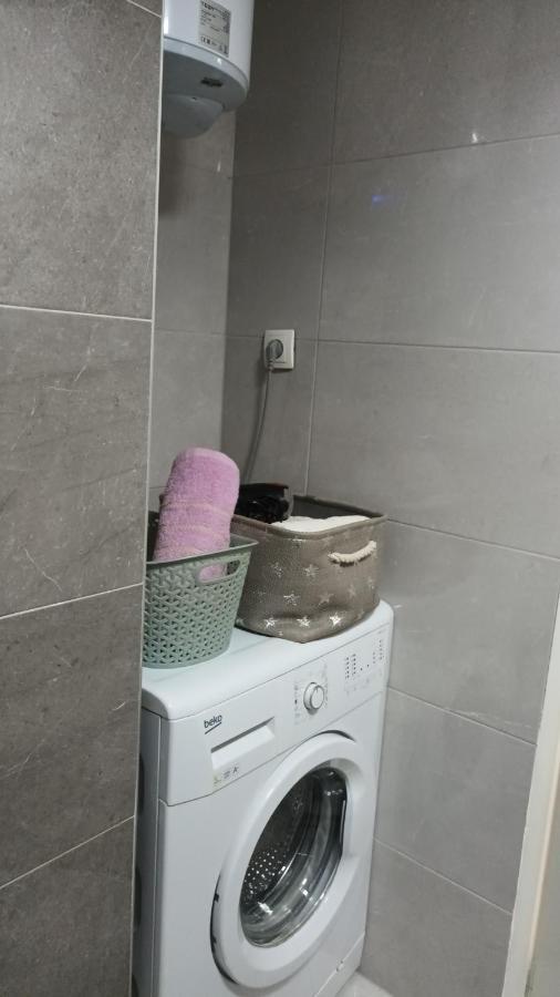 Leona Apartment-Perfect For Four สปลิท ภายนอก รูปภาพ