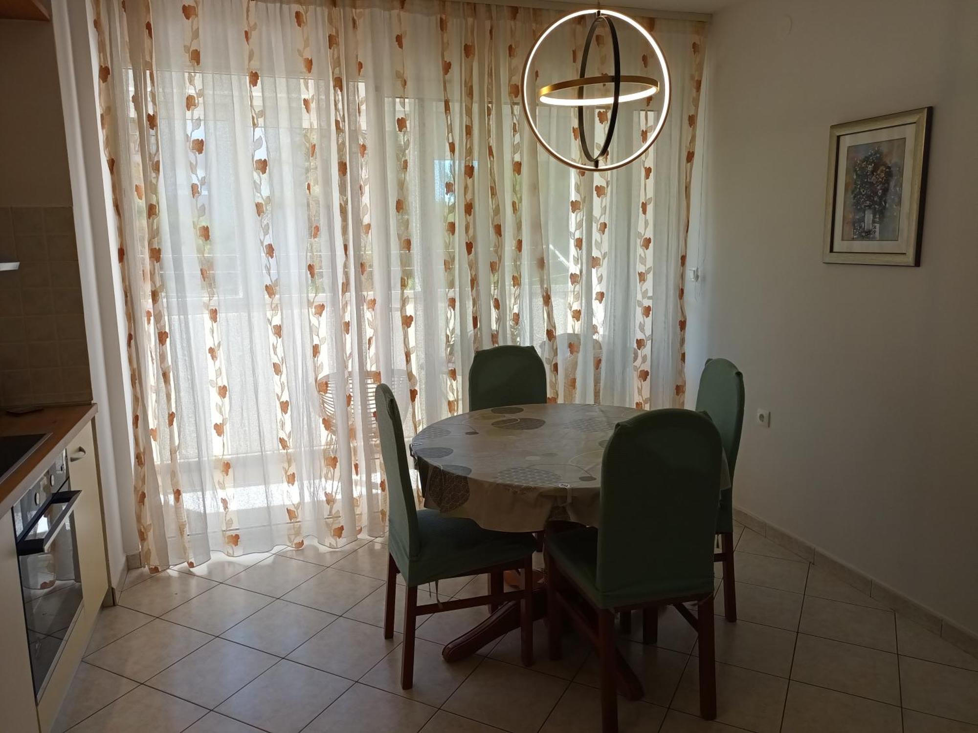 Leona Apartment-Perfect For Four สปลิท ภายนอก รูปภาพ